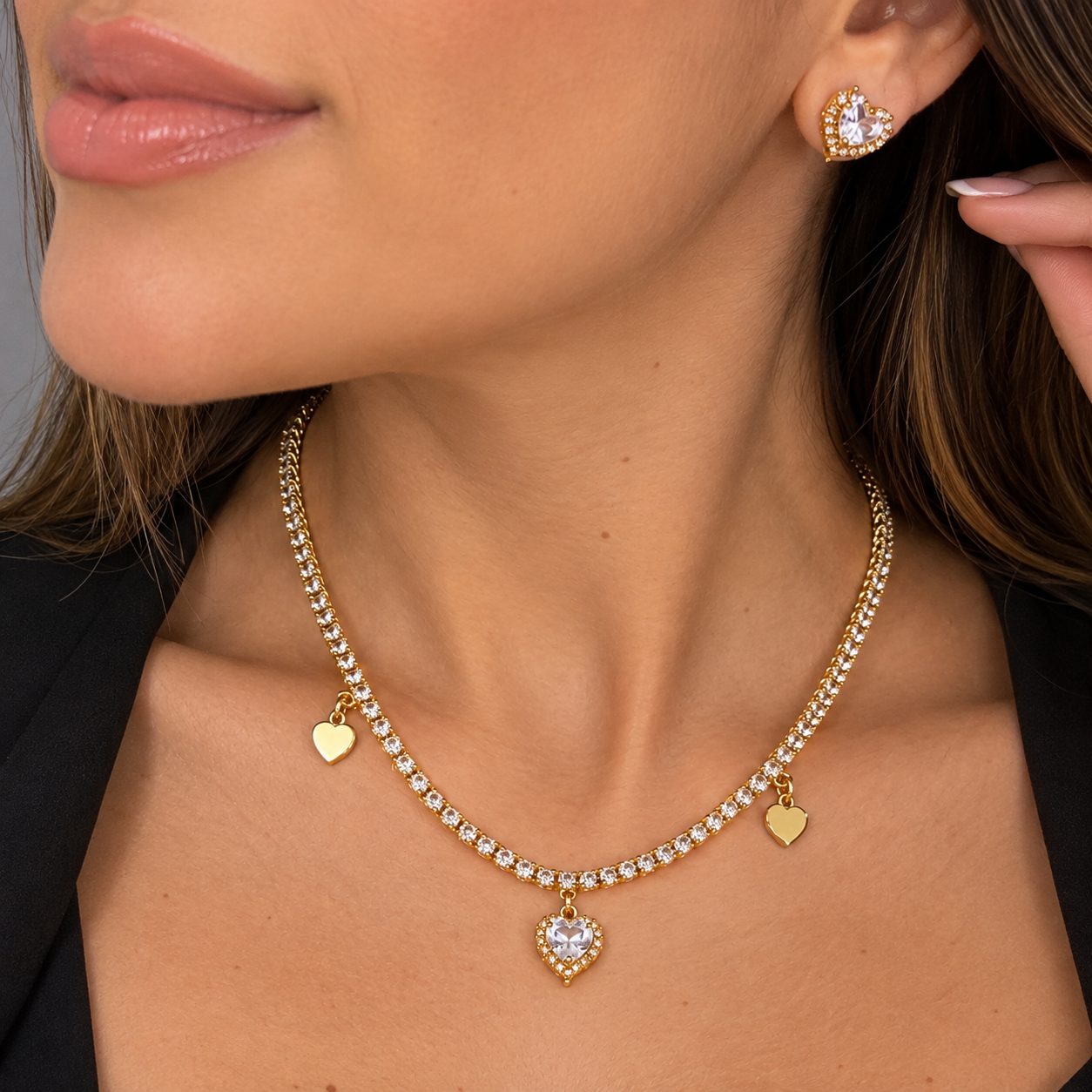 Conjunto Rivieira Brinco + Colar Semijoia dourado 015